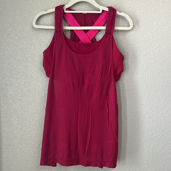 Lululemon Stash It Tank in Bumble Berry Size 8 - Picture 2 of 9